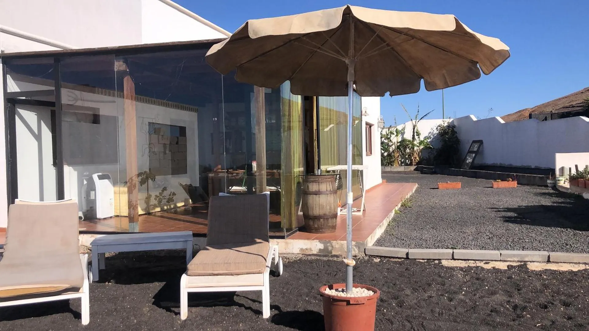 Semesterbostad Casa Vitto Villa Tinajo Spanien